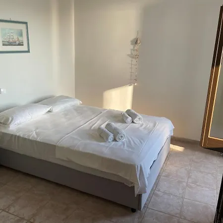 Just Renovated Seaside 80 Meters From The Sea