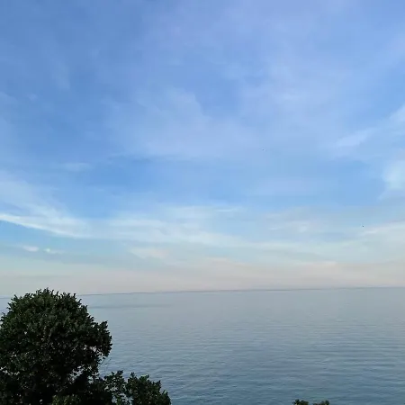 Just Renovated Seaside 80 Meters From The Sea Apartman *