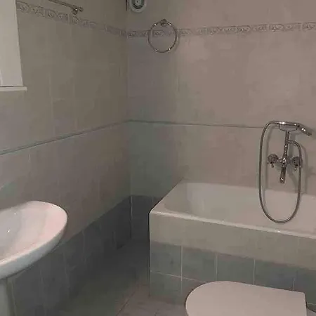 Just Renovated Seaside 80 Meters From The Sea Apartment