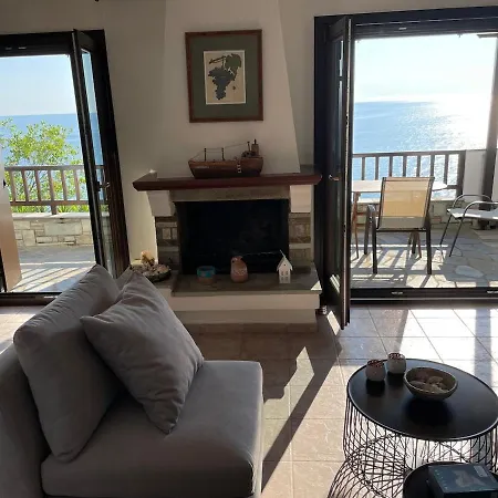 Just Renovated Seaside 80 Meters From The Sea